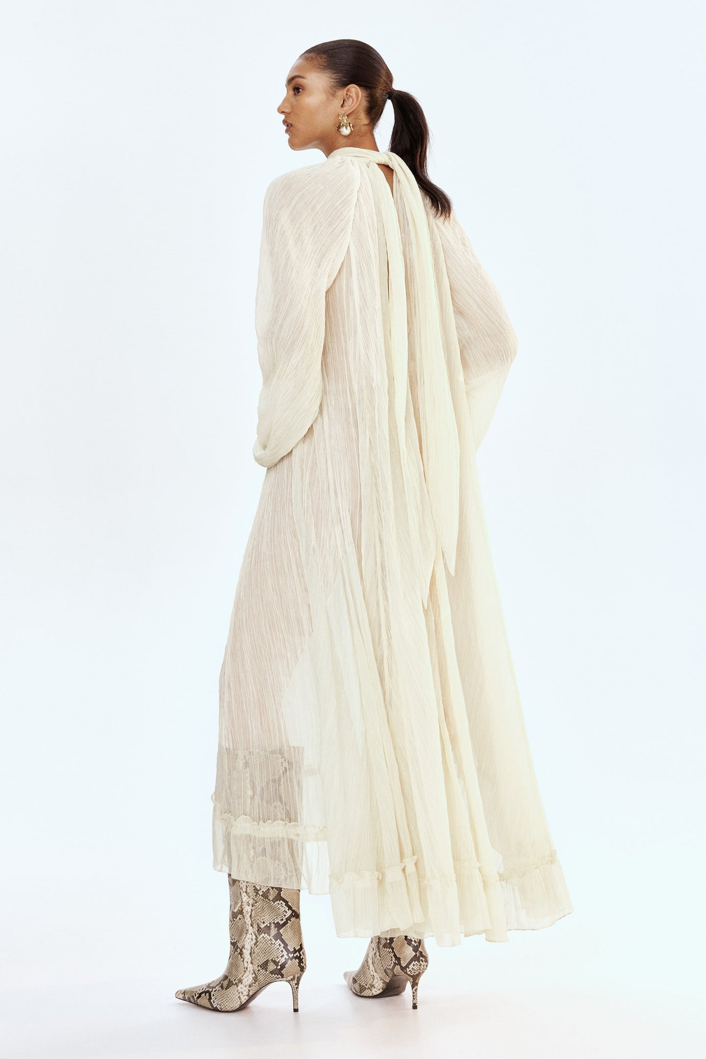 Bow-collar maxi dress
