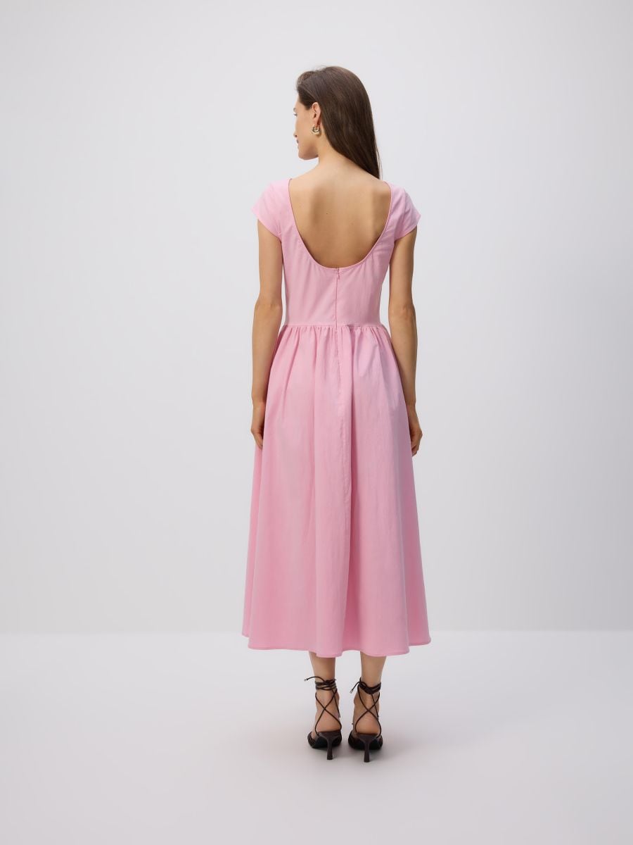Midi dress with pleats