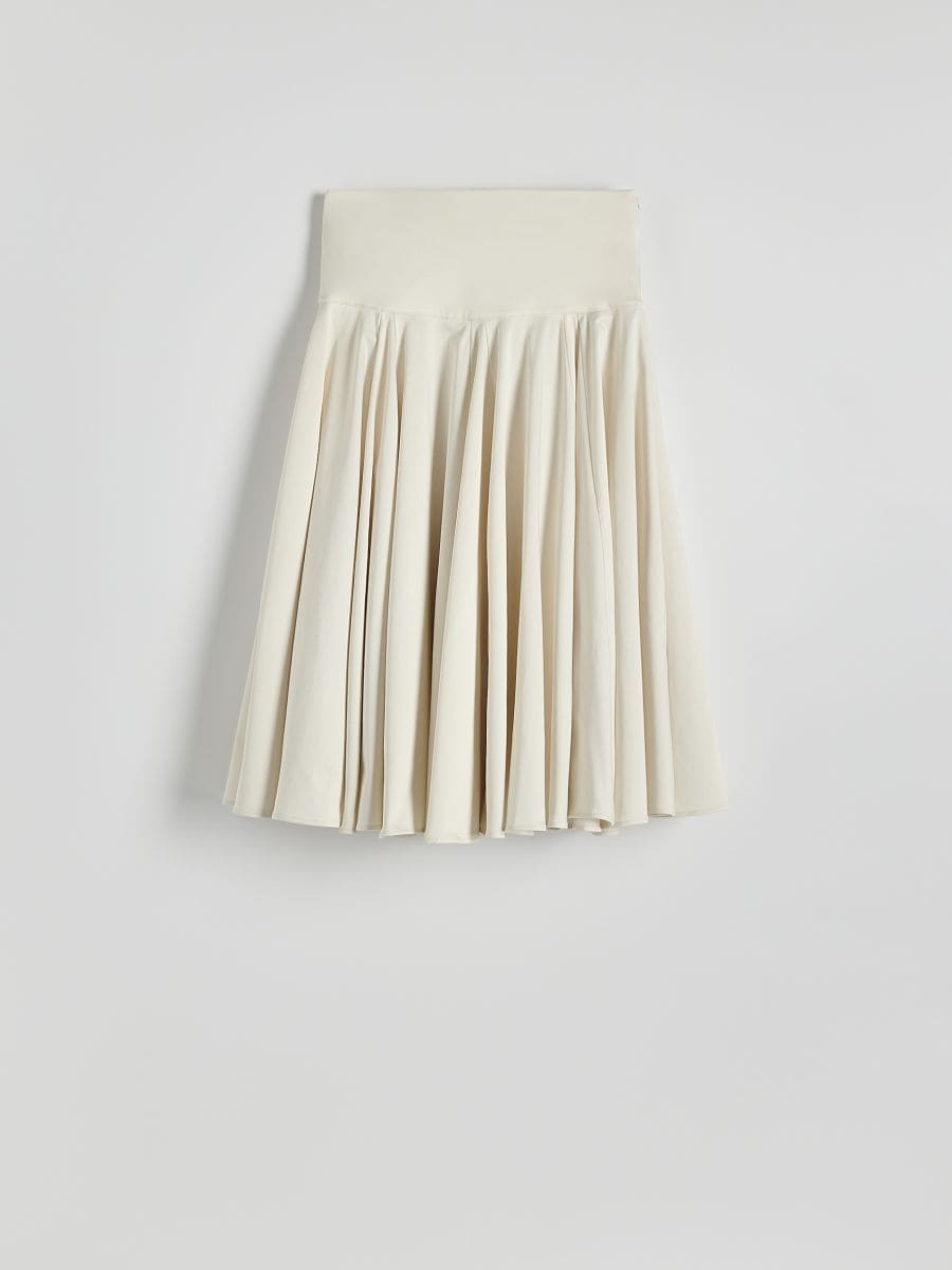 Pleated midi skirt