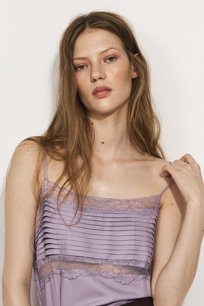 Lace-trimmed strappy top