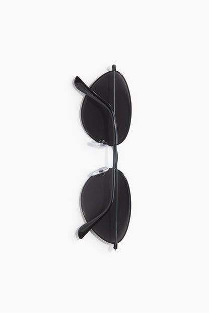 Cat-eye sunglasses