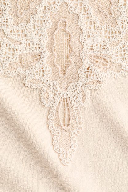 Ribbed lace-detail dress