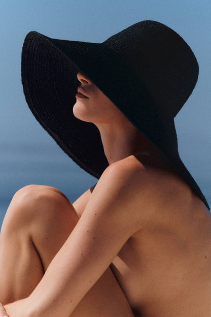 Wide-brim raffia hat