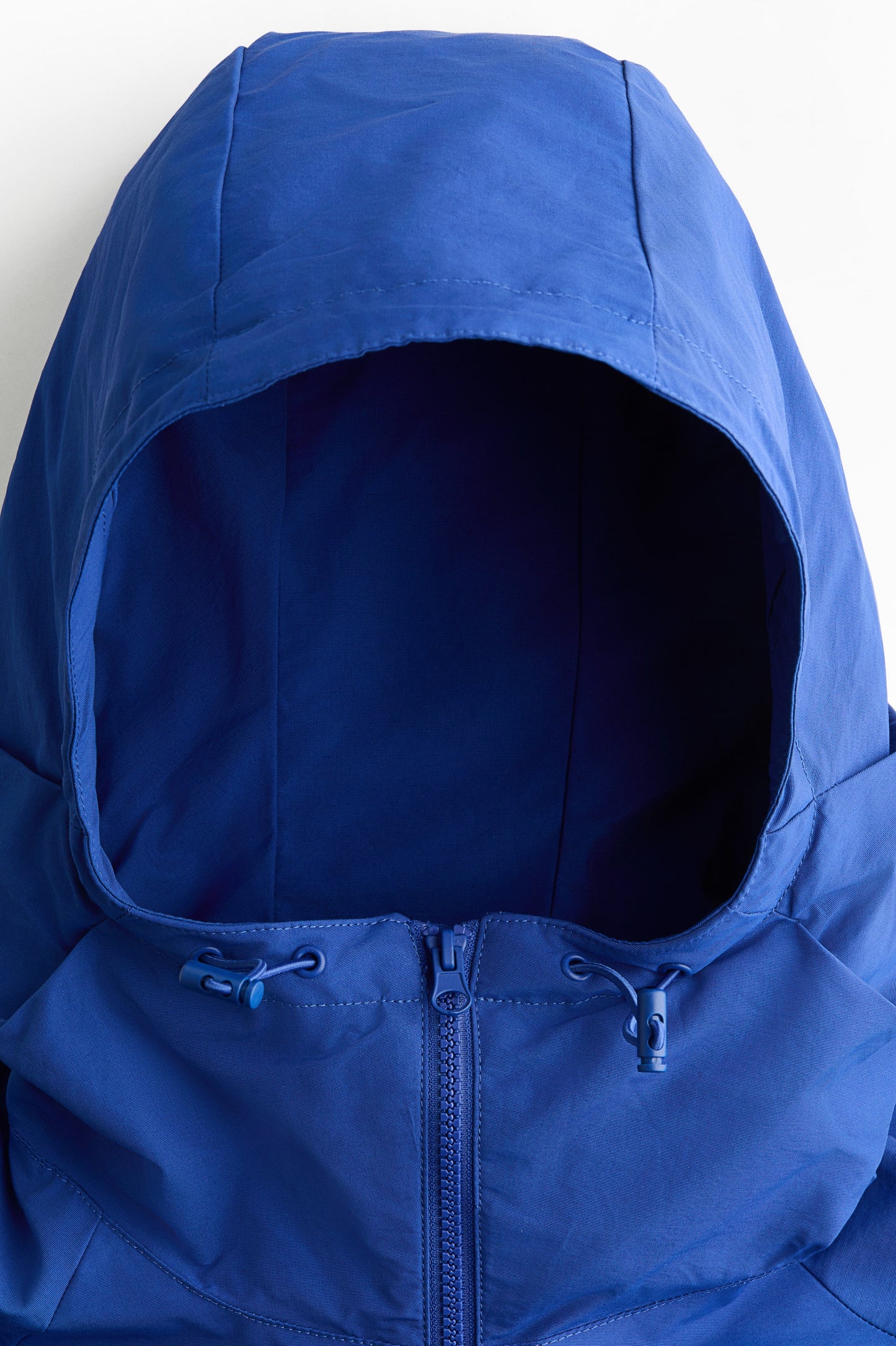 Hooded windbreaker
