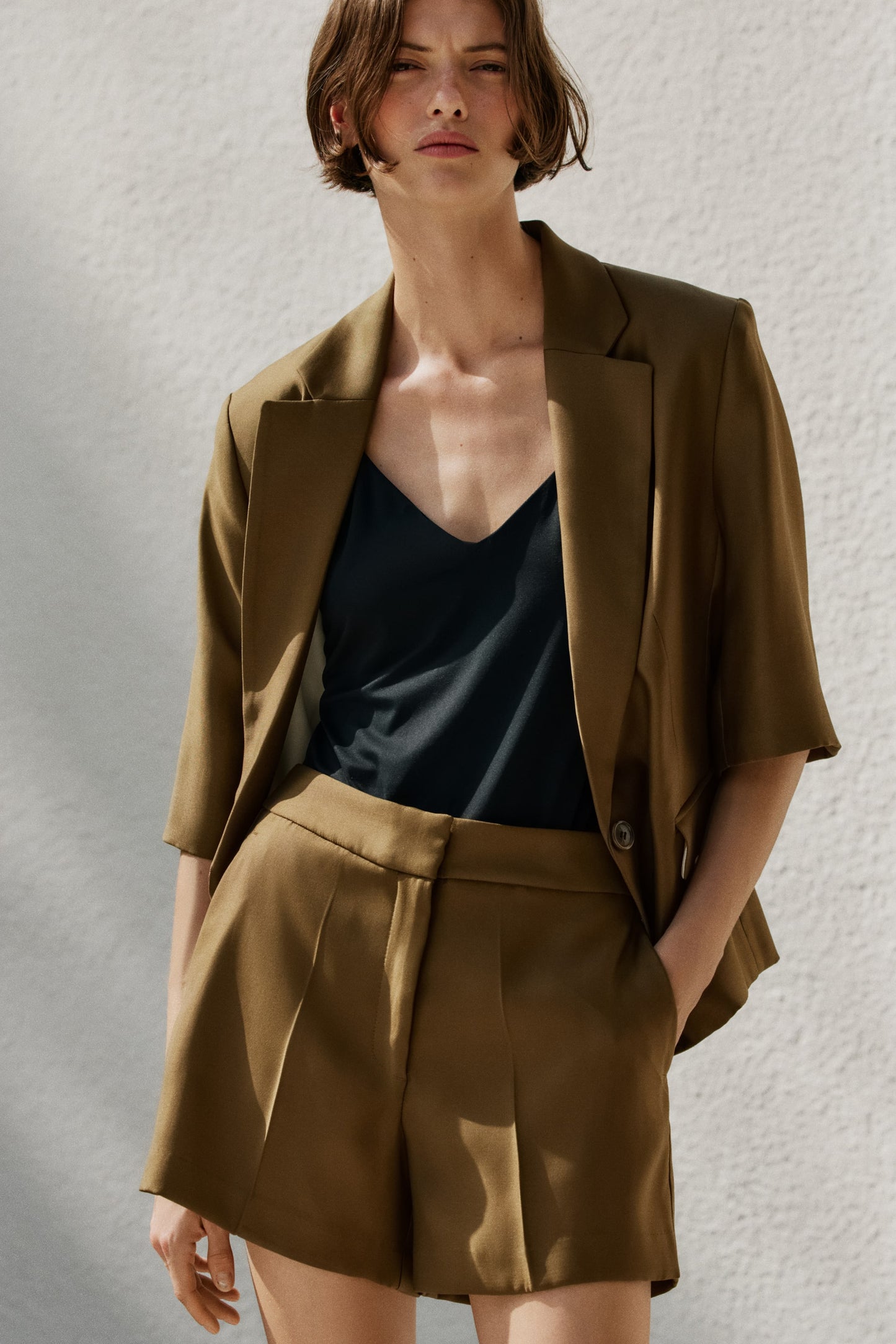 Khaki green Tailored shorts