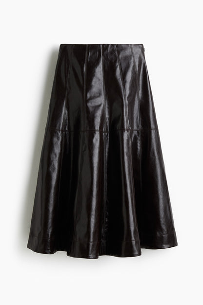 Coated circular skirt