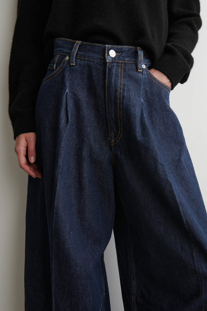 Twine Barrel-Leg Jeans