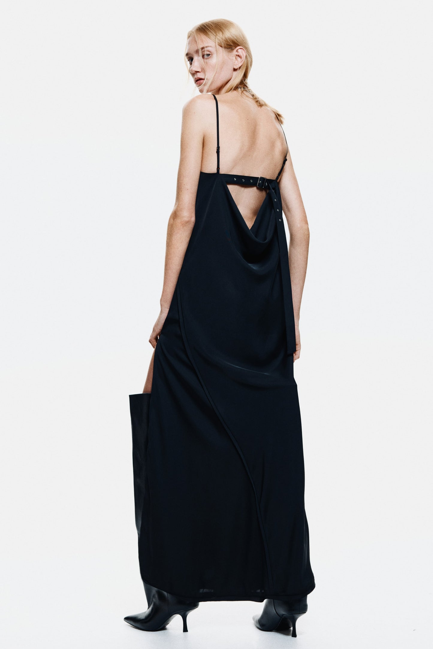 Belt-detail strappy dress
