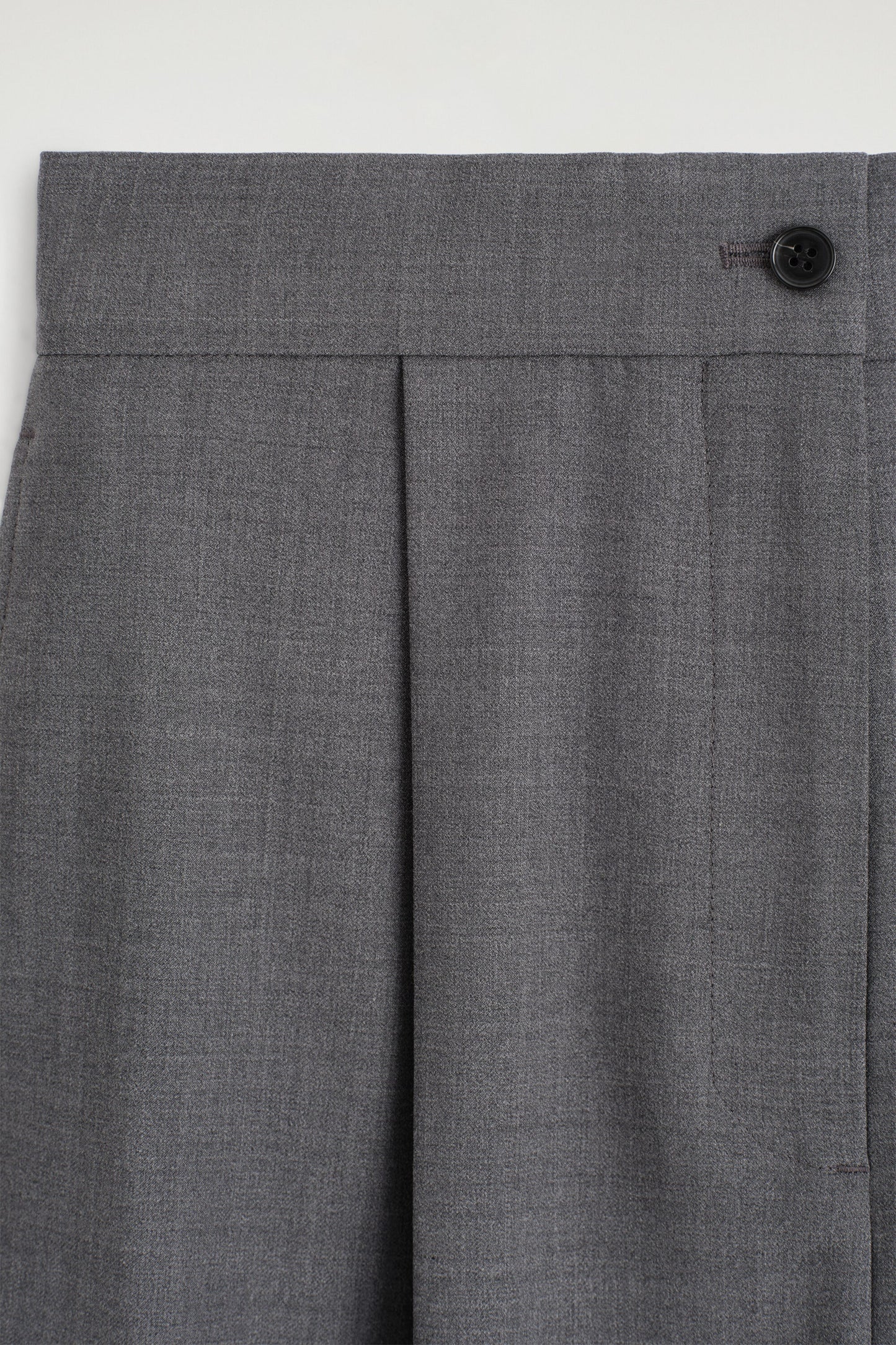 Stirrup Trousers