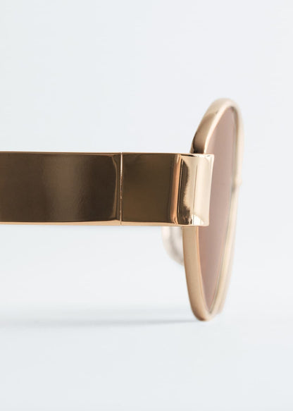 Wire-Frame Oval Sunglasses