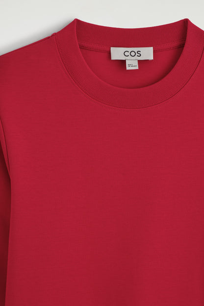 Clean Cut Long-Sleeved T-shirt