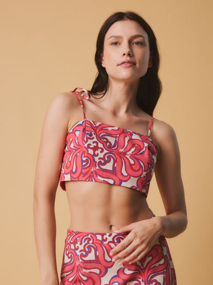 Patterned top