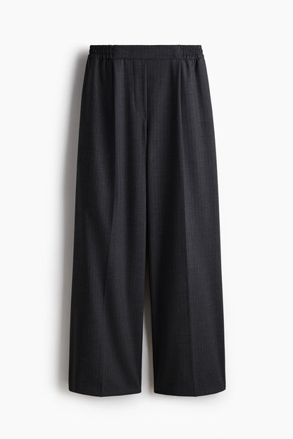 Tailored pull-on trousers