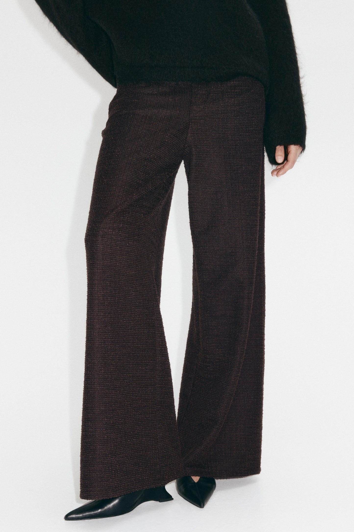 Wide bouclé trousers