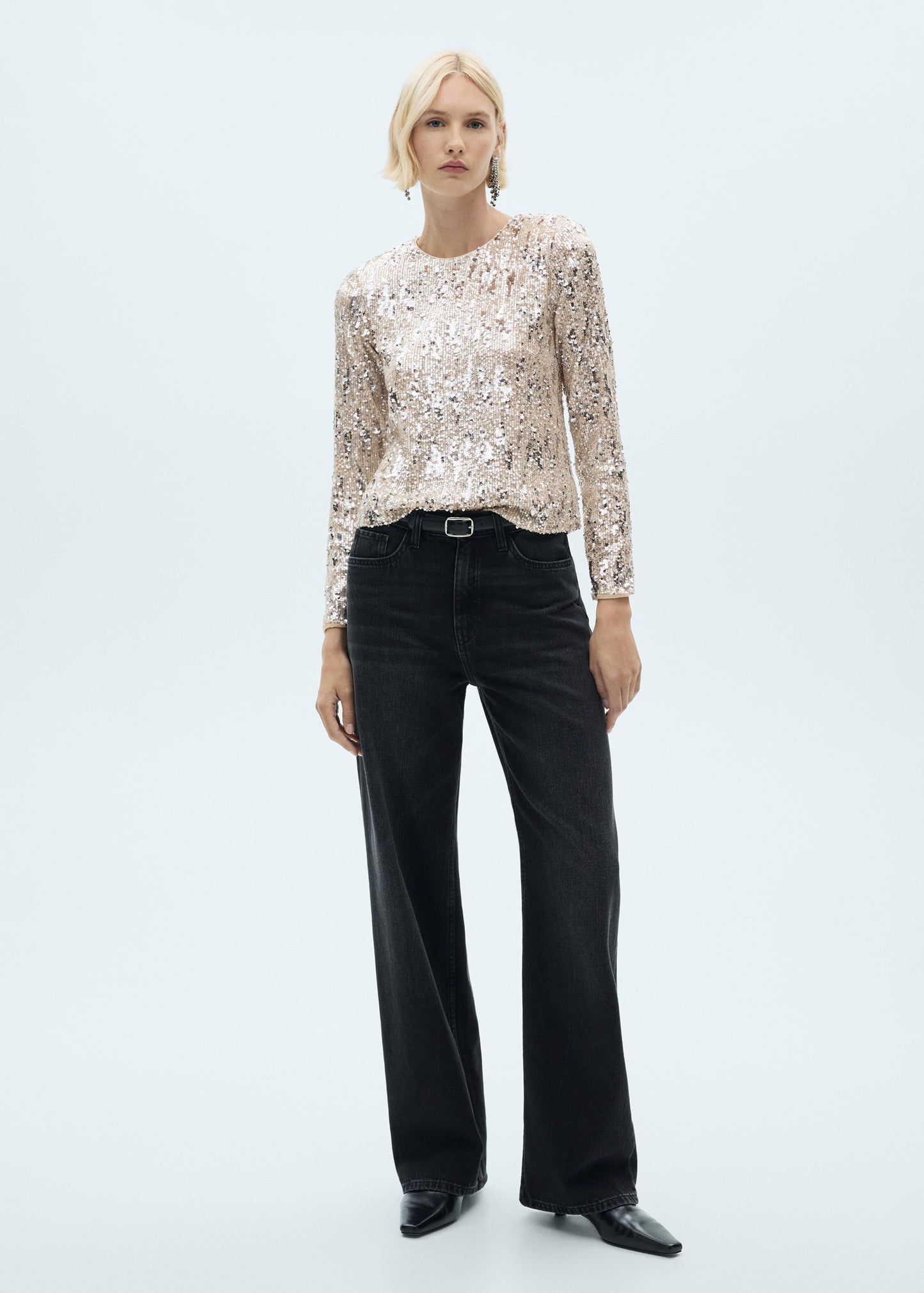 Long-sleeved t-shirt with sequins