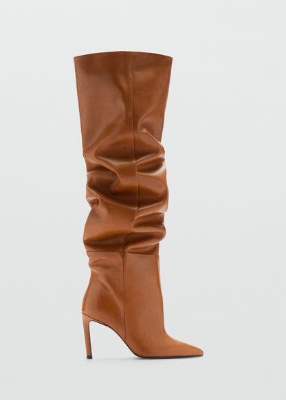 High leather boot with ruffled detail