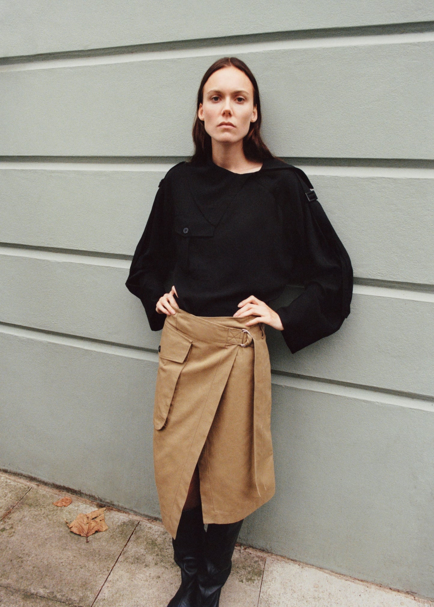 Midi-skirt with cargo pockets