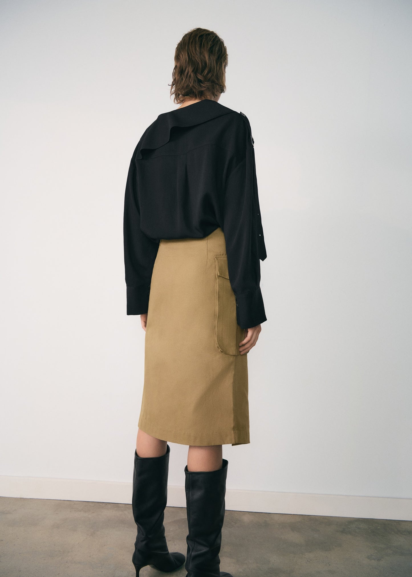 Midi-skirt with cargo pockets