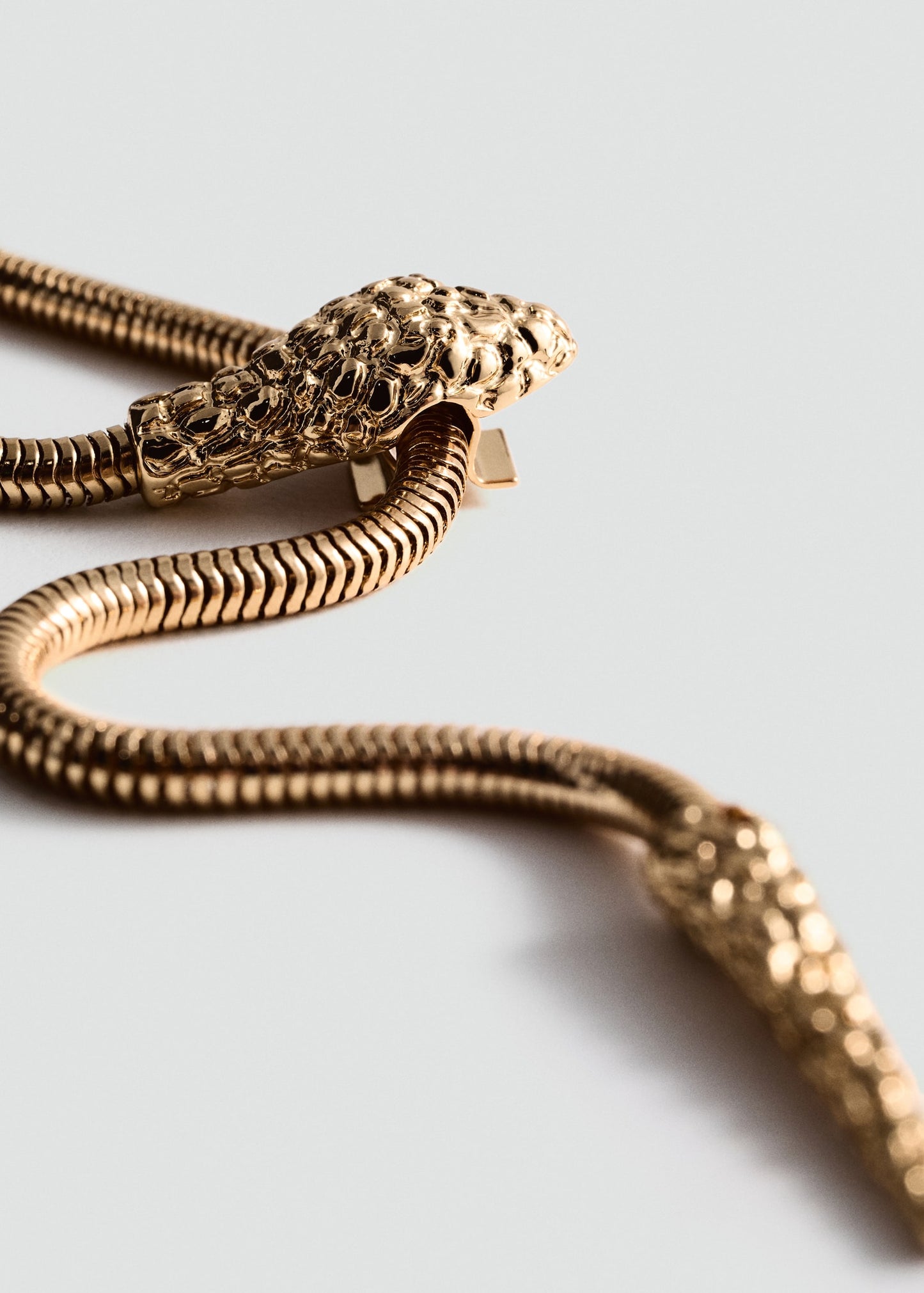 Snake chain necklace