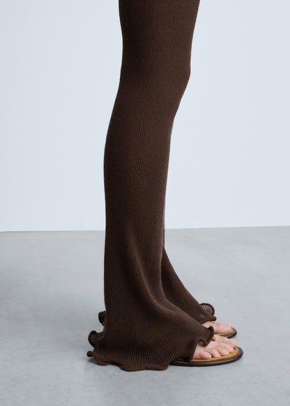 Flared knitted trousers