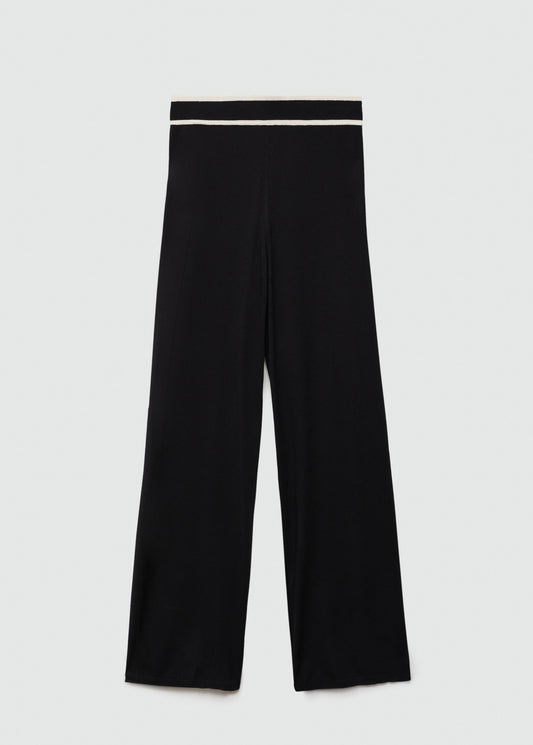 Straight knitted trousers