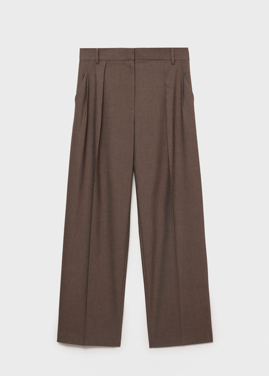 Straight-fit pleated trousers