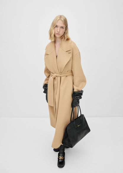 Woollen coat with belt