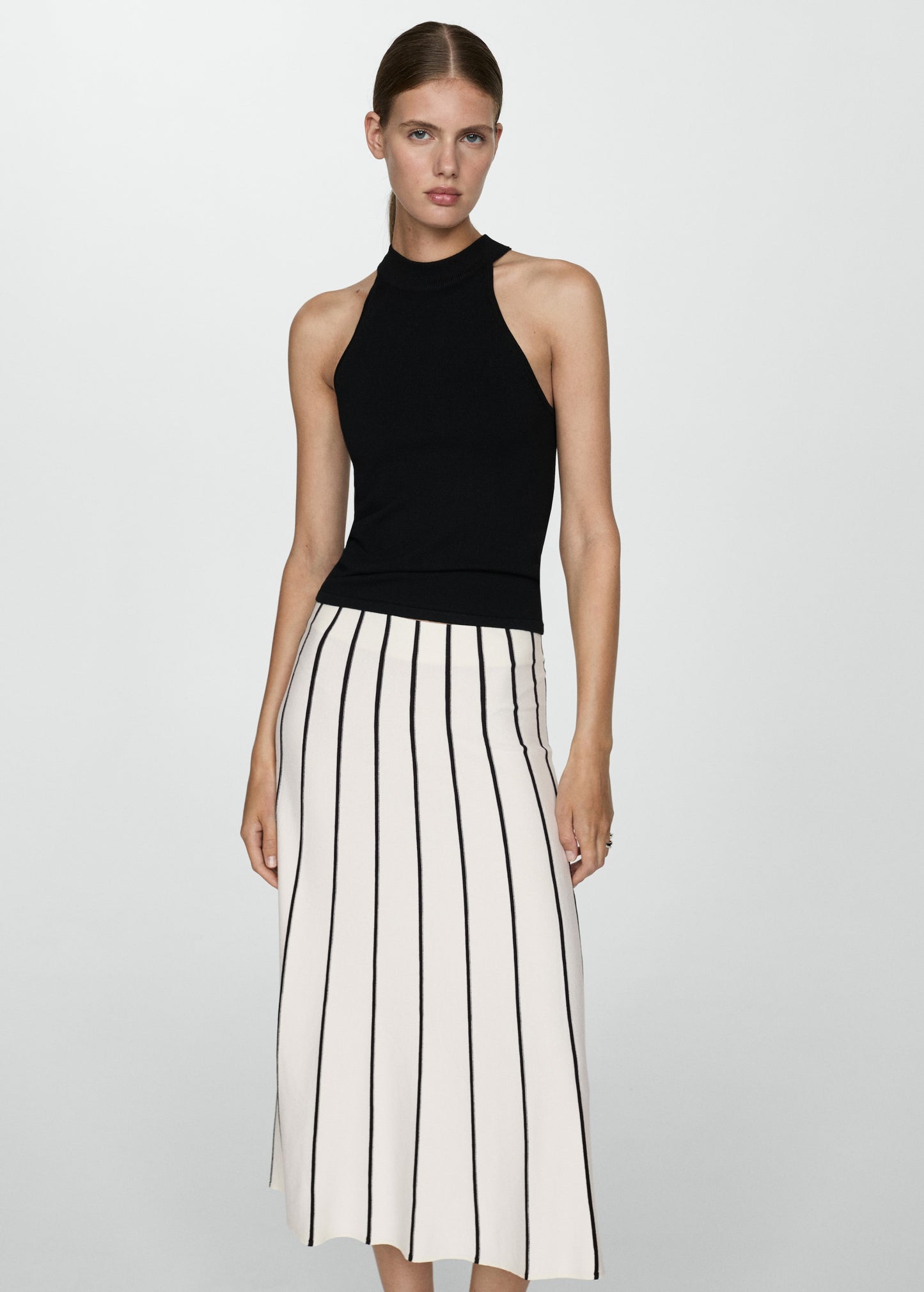 Striped knitted skirt