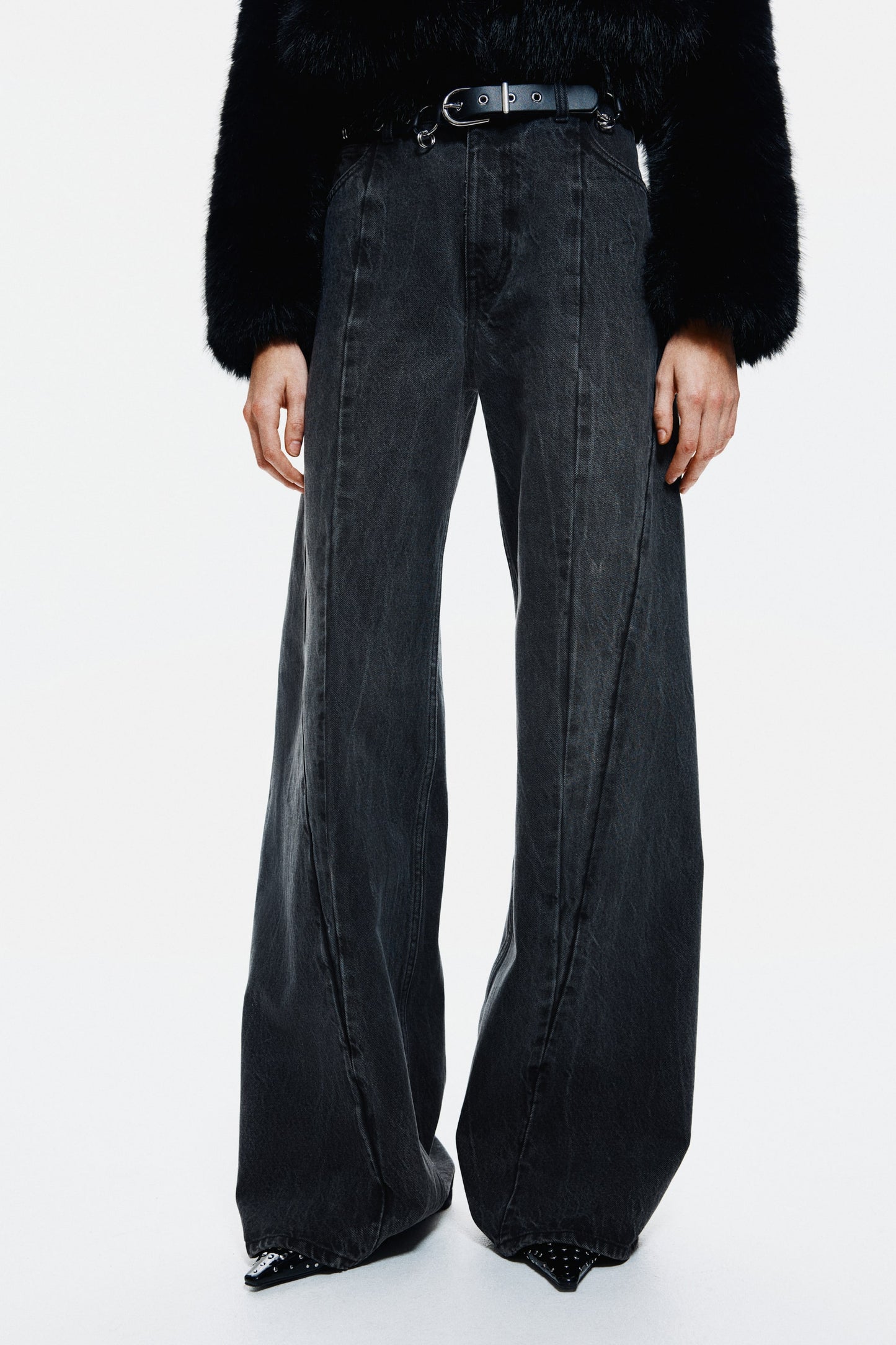 Seam-detail jeans