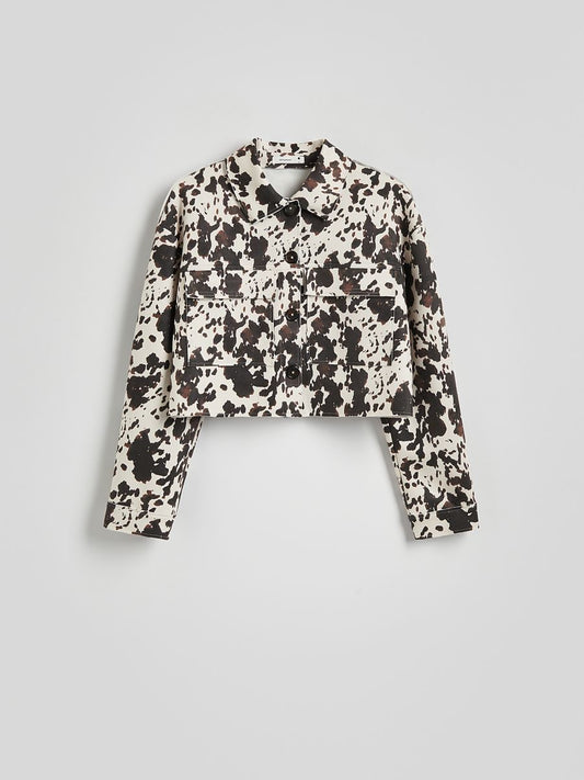 Cropped jacket with collar