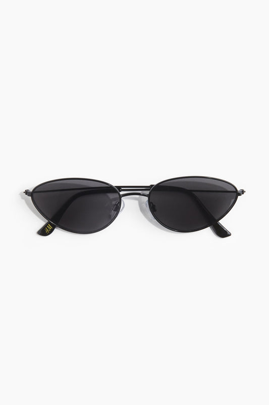 Cat-eye sunglasses