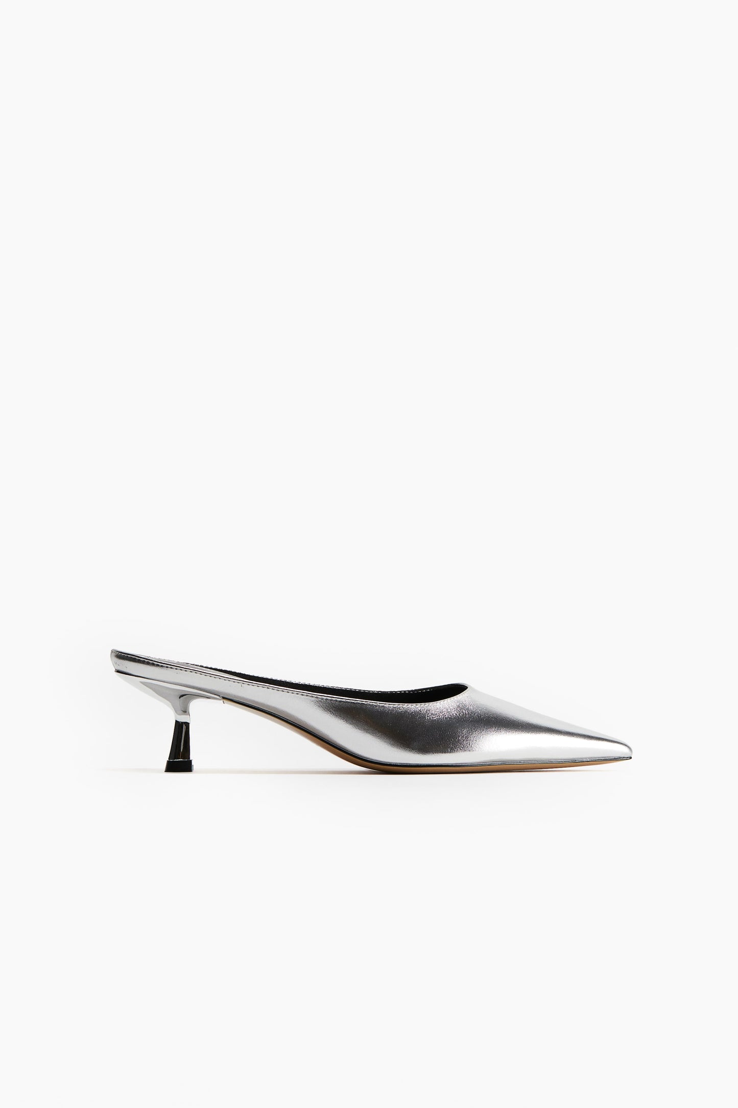 Pointed mules