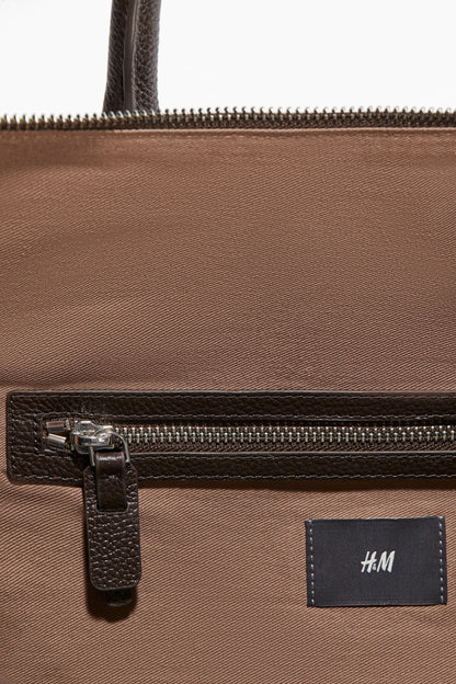 Leather weekend bag