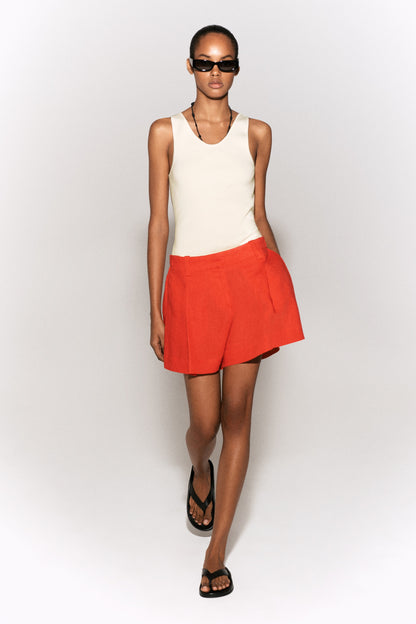 Pleated belted linen shorts