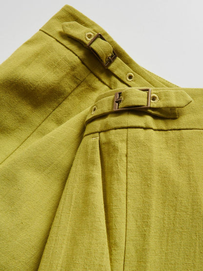 Shorts with linen blend