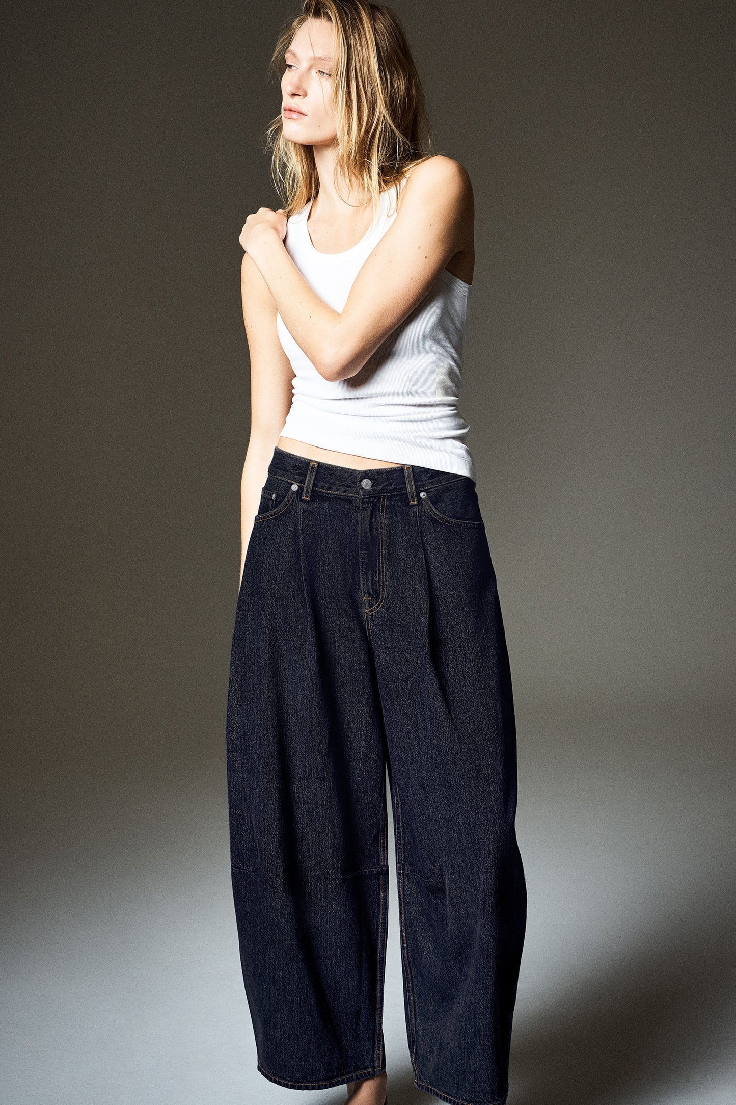 Twine Barrel-Leg Jeans