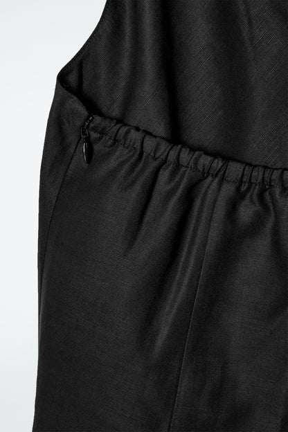 Twist-detail linen-blend top