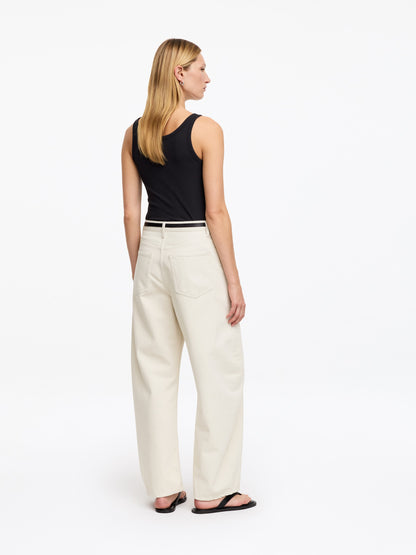 Peony Barrel Jeans