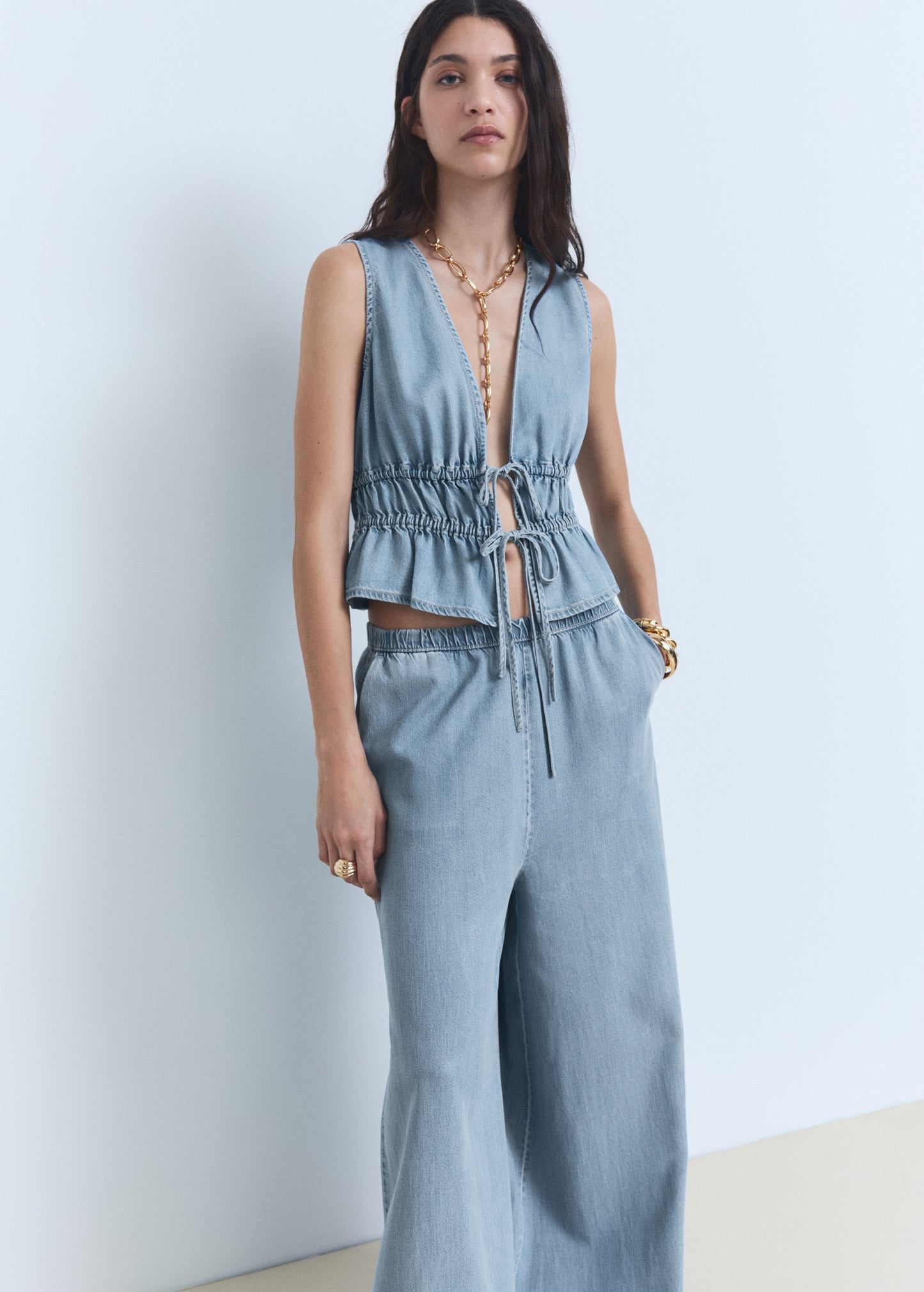 Lyocell top with tie closure