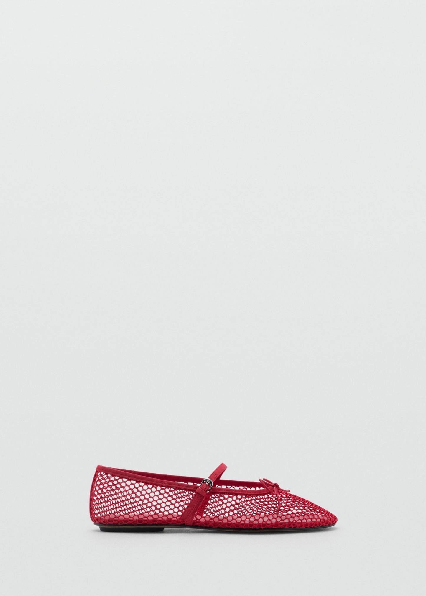 Mesh ballet flats with strap and buckle