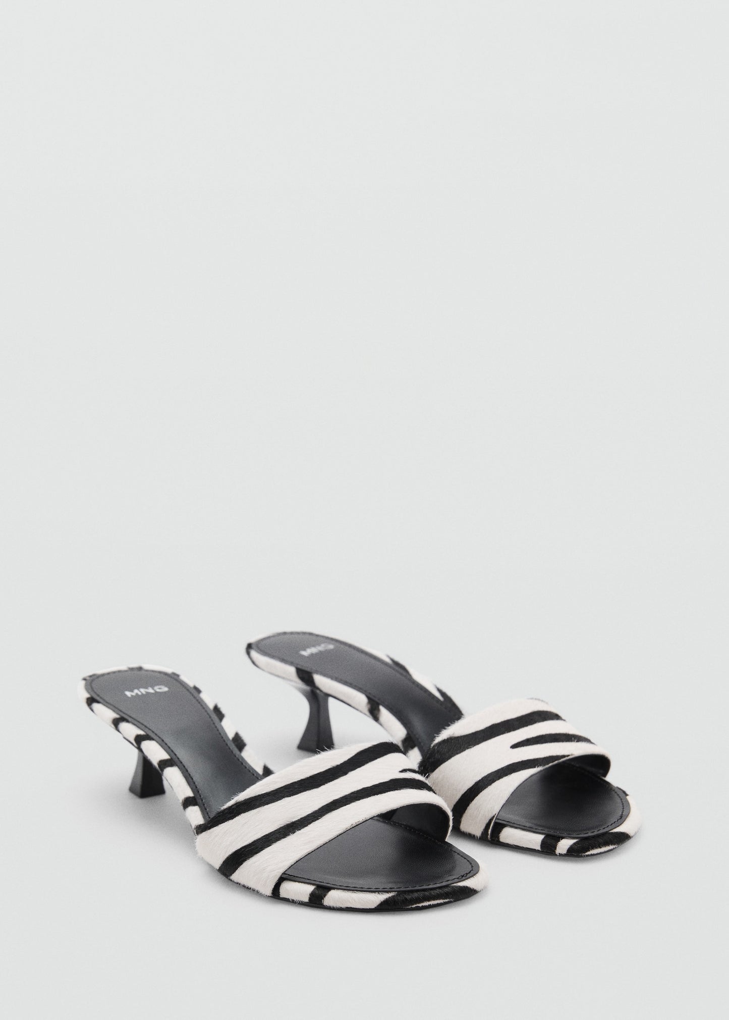 Zebra fur sandal