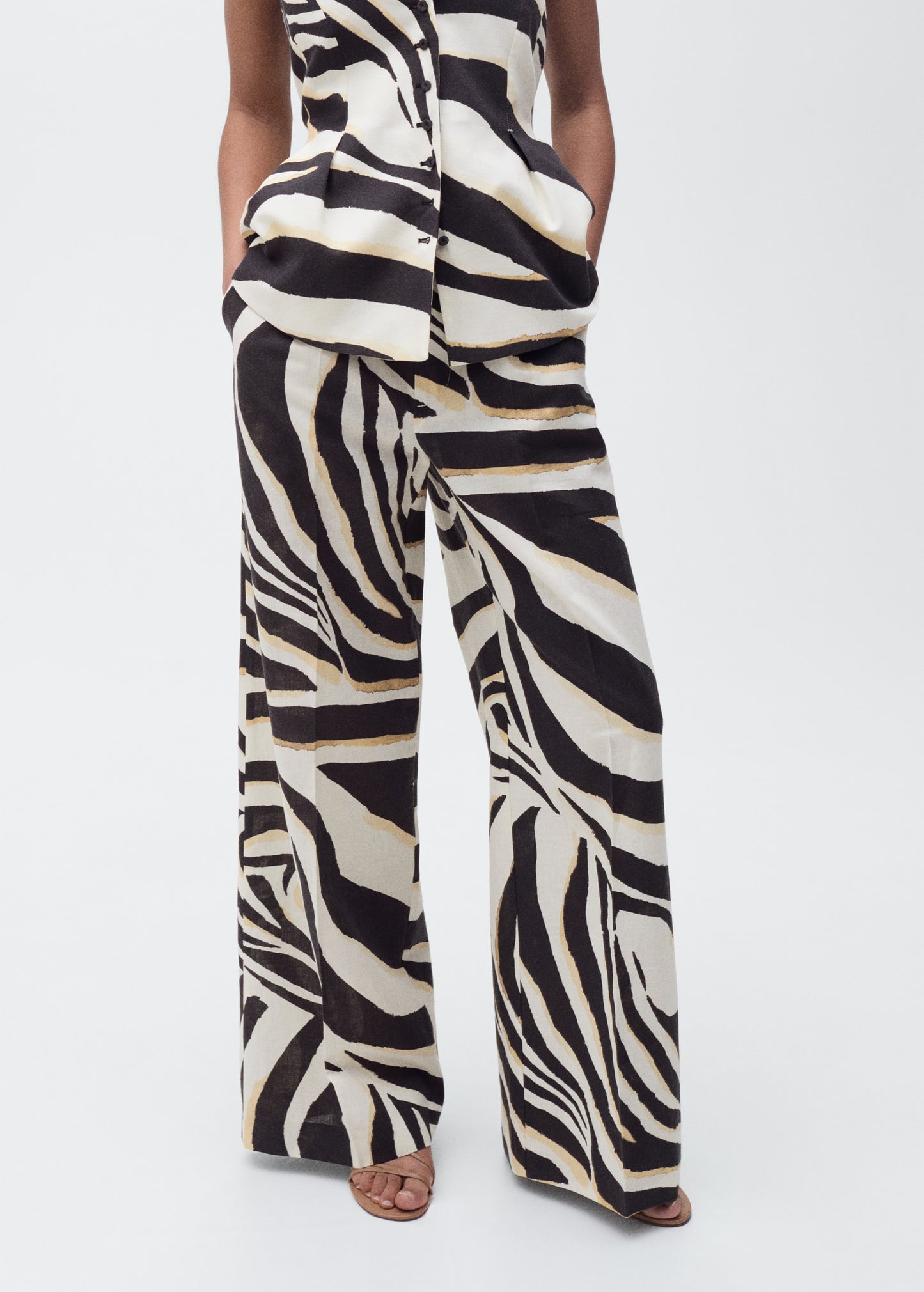 Zebra pleated wide leg trousers