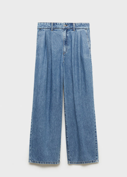 Wide-leg pleated jeans