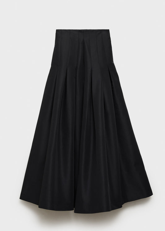 Flared skirt with pleated detail