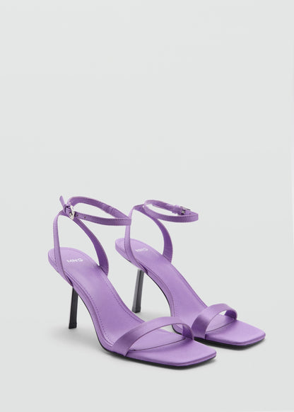 Square-toe heeled sandals