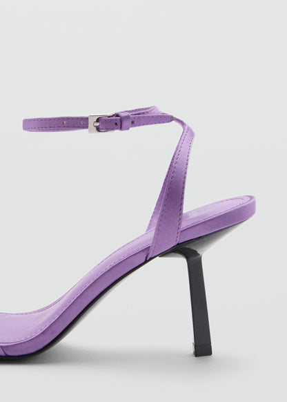 Square-toe heeled sandals