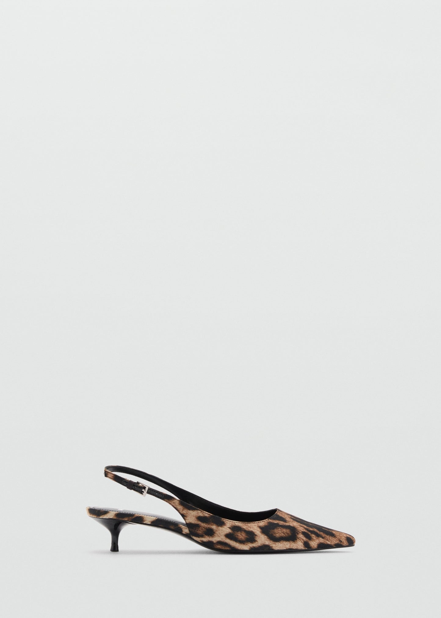 Animal print slingback shoes