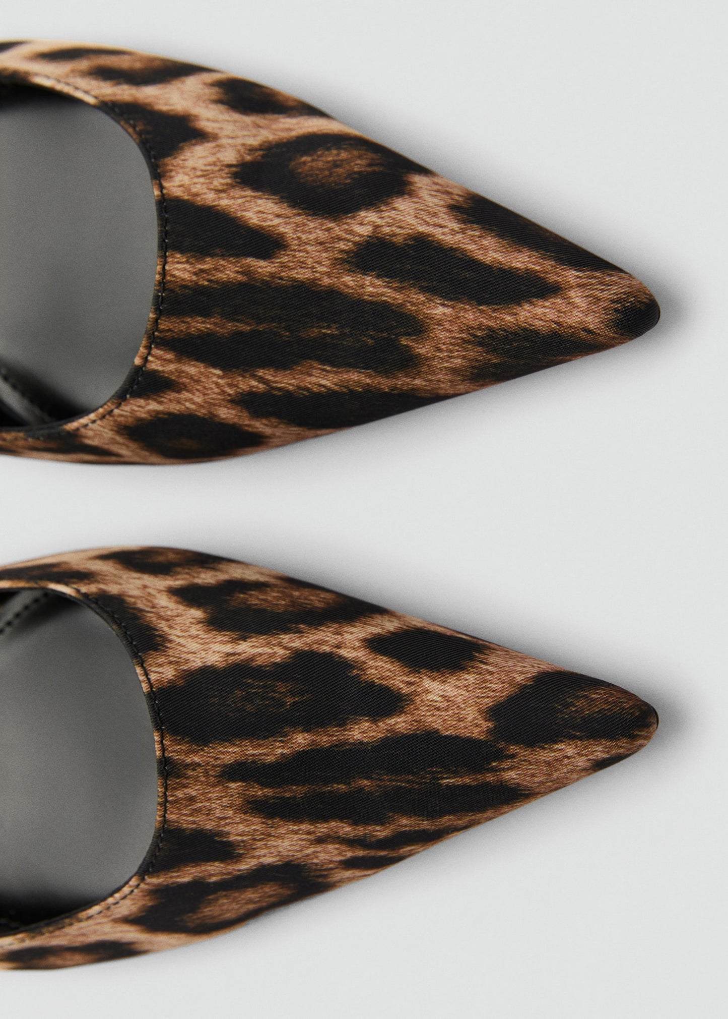 Animal print slingback shoes