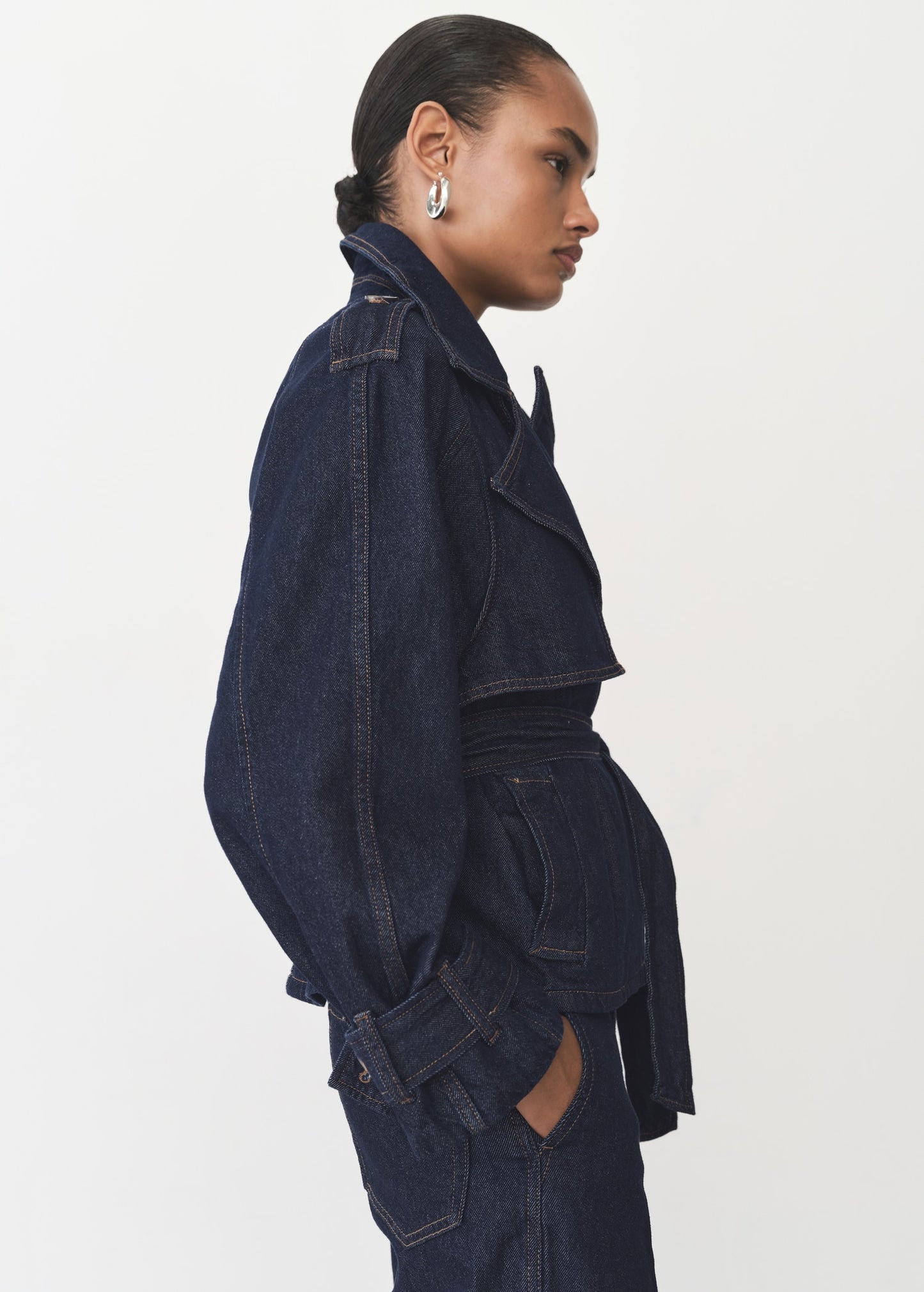 Short denim trench with belt