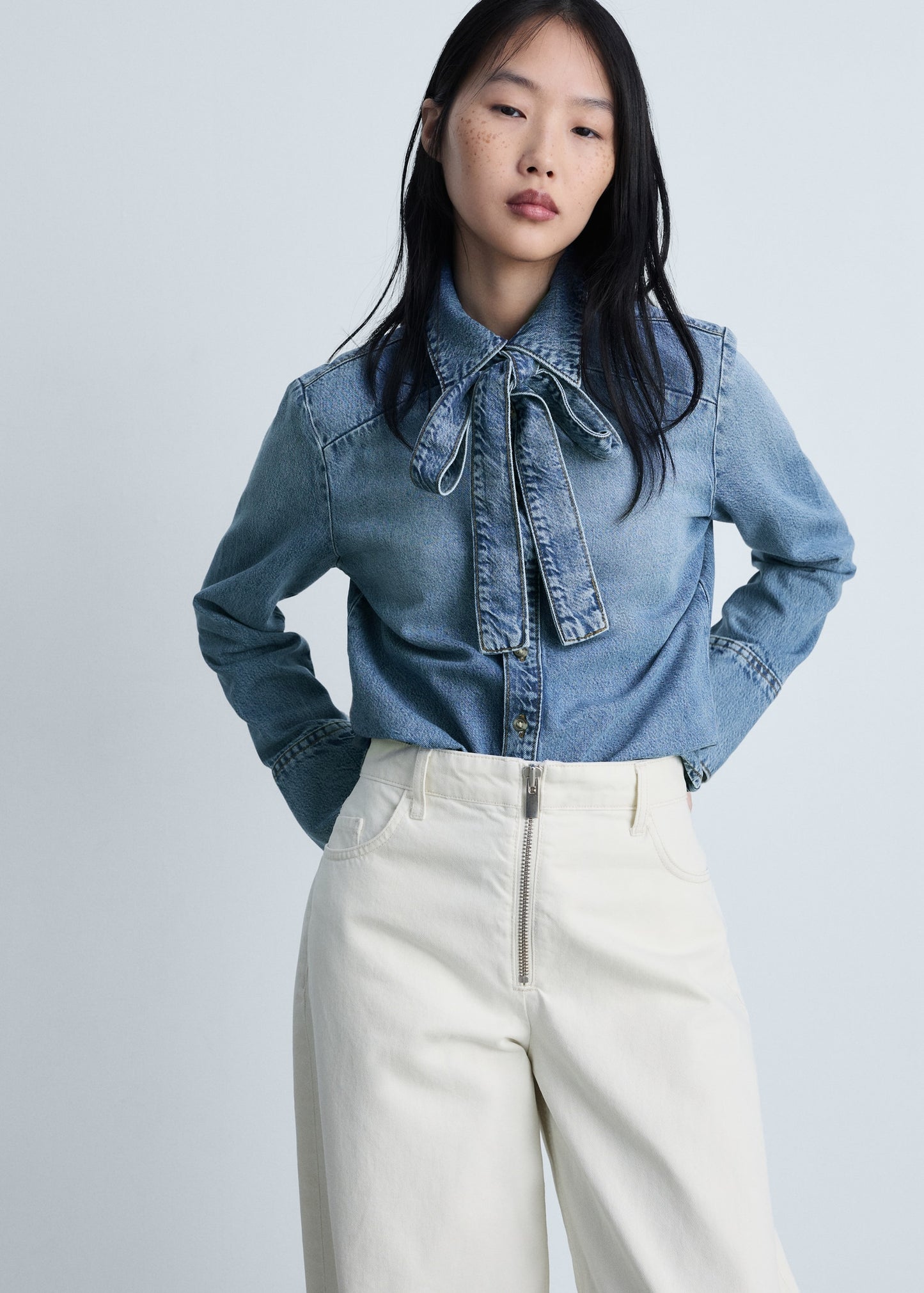 Denim shirt with bow